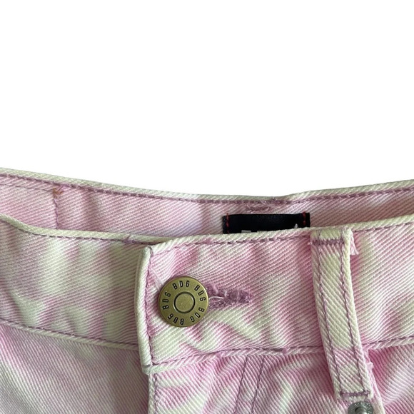 Bdg Shorts | Urban Outfitters Carla High-Waisted Denim Cutoff Pink Shorts Size26 - Picture 4 of 10